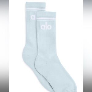 Alo yoga throwback socks